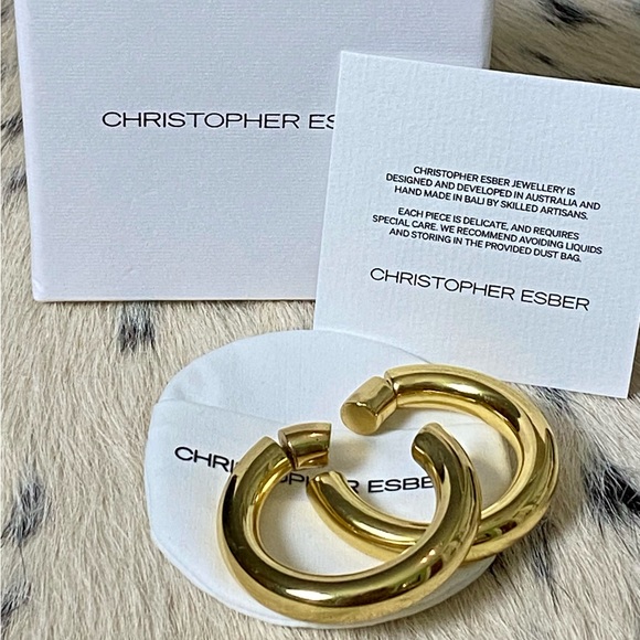 CHRISTOPHER ESBER REVERSED MAGNUM HOOPS, GOLD - Picture 7 of 12